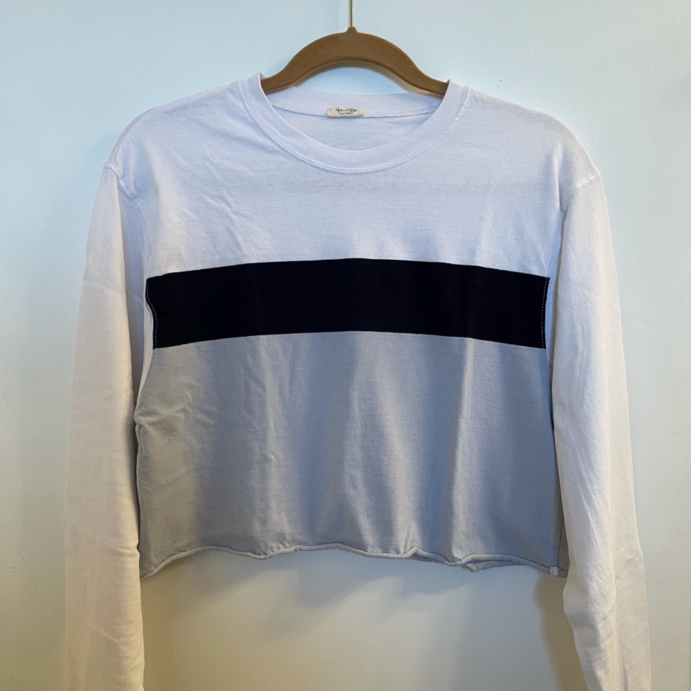 Navy, light blue, white color block long sleeve crop top